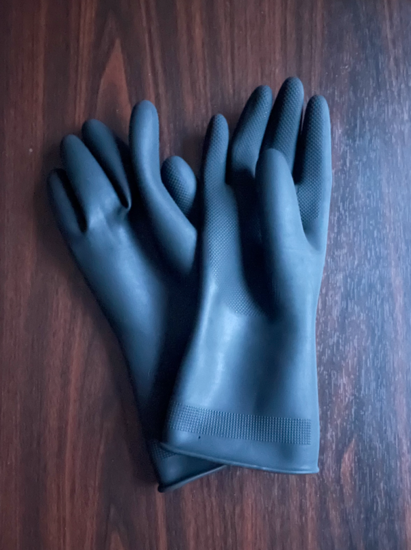 Rubber industrial gloves